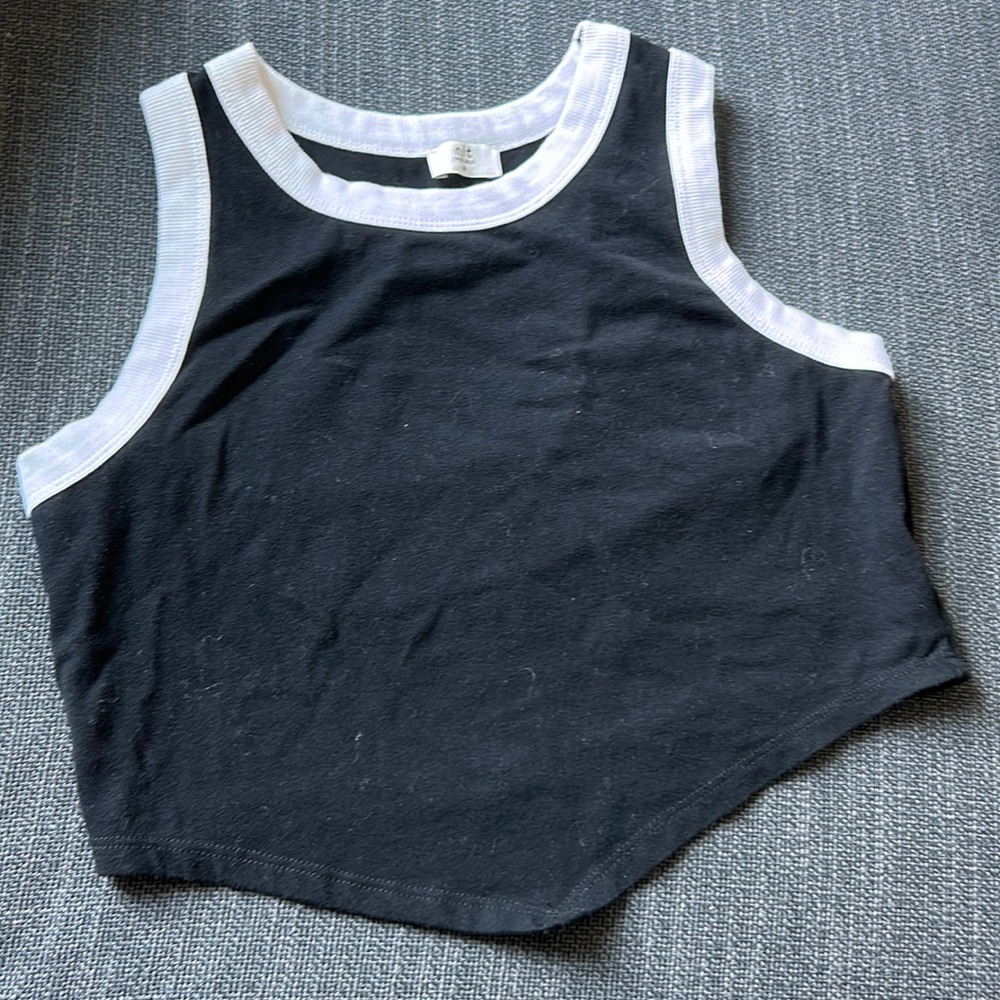 Black and White Crop Top